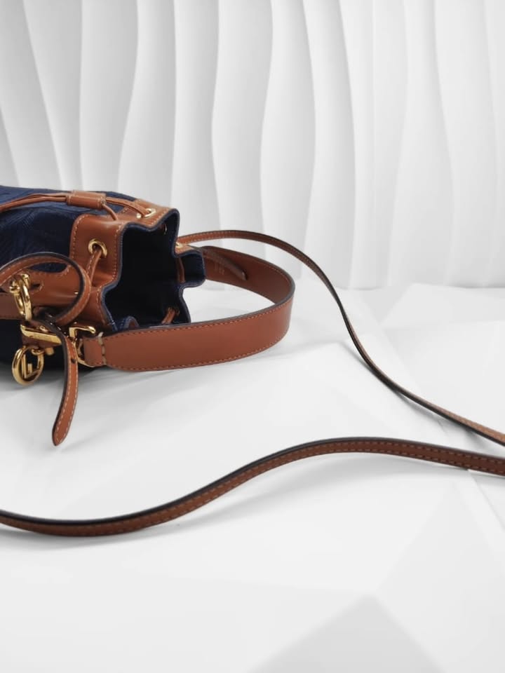 Fendi Mon Tresor Bag  - Image 4