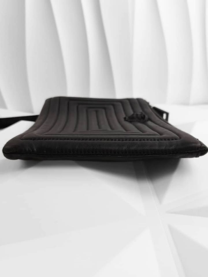 Versace Small Medusa Pouch w Wrislet All Black  - Image 4